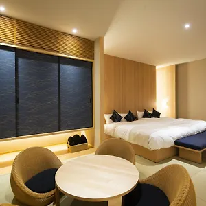 Hôtel capsule Firstcabin Nijojo, Kyoto